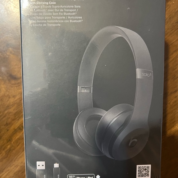 Beats By Dr.Dre Solo 3 oh the earth Headphone - Picture 3 of 4